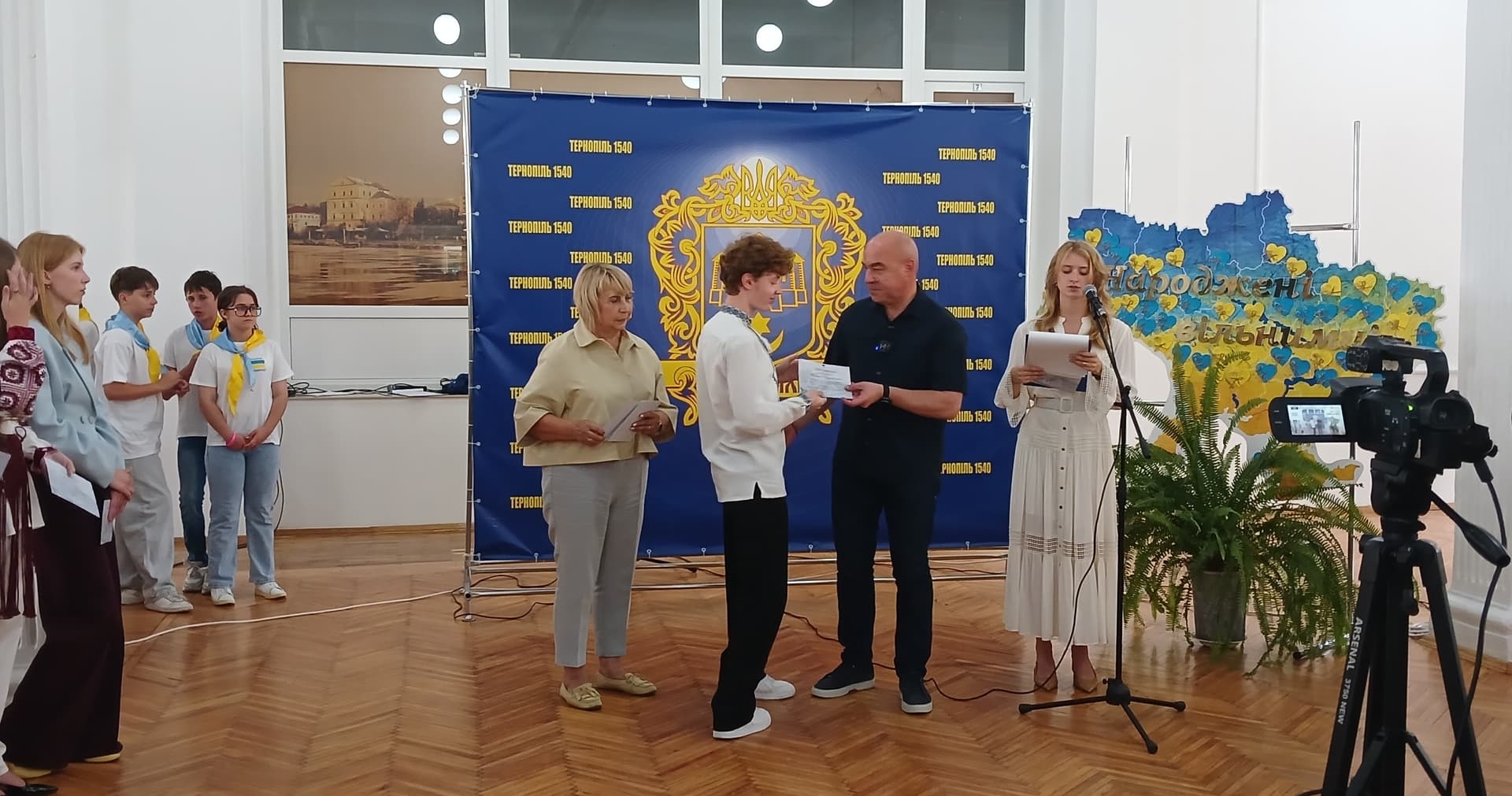 У Тернополі відзначили кращих учнів закладів освіти громади 4