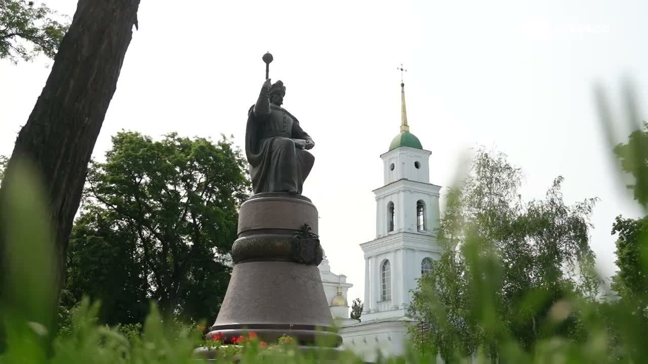 Прев’ю відео: Українські міста в умовах війни — навчання впродовж життя